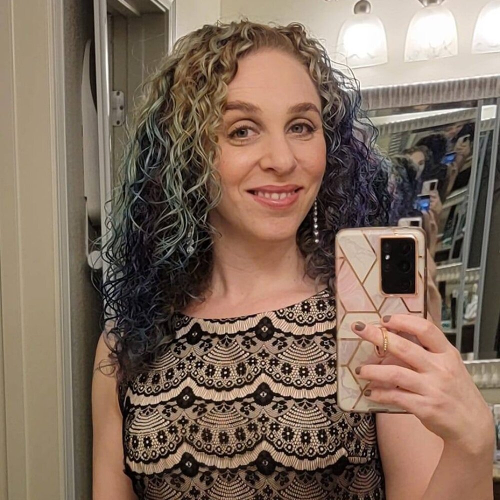 Meet your Posher, Allison